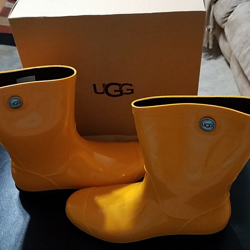 Ugg Rain Boots